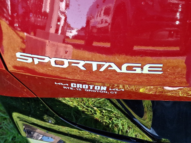 Used 2026 Kia Sportage SX AWD/4WD image 32