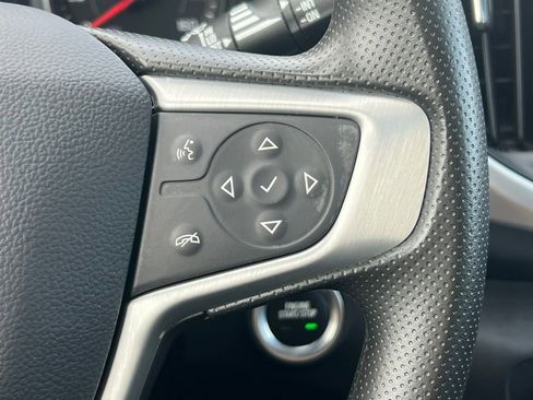 Certified 2023 GMC Terrain SLE w/ Driver Convenience Package AWD/4WD image 24