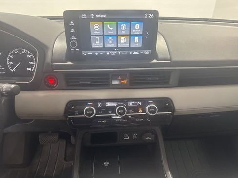 Used 2023 Honda Pilot EX-L image 14