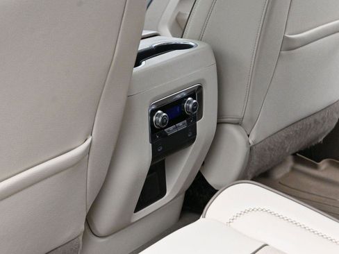 Used 2022 GMC Yukon Denali image 35