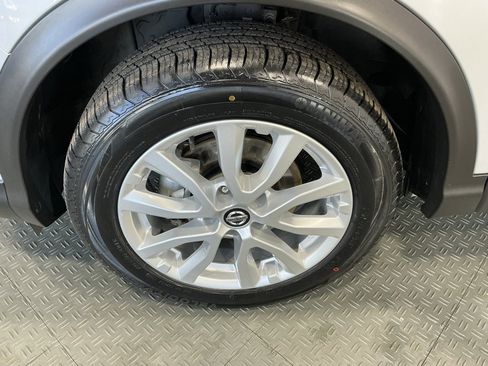 Used 2021 Nissan Rogue Sport S image 34