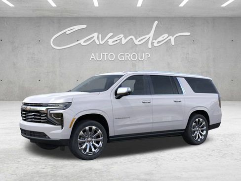 New 2025 Chevrolet Suburban Premier image 2