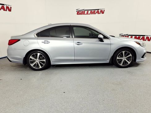 Used 2018 Subaru Legacy 2.5i Limited image 3