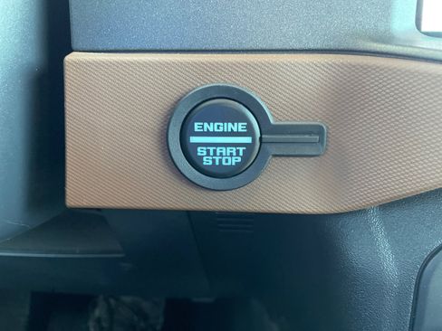 Certified 2024 Ford Bronco Outer Banks AWD/4WD image 24