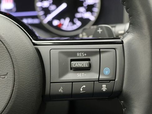 Used 2023 Nissan Rogue SV w/ SV Premium B Package image 20