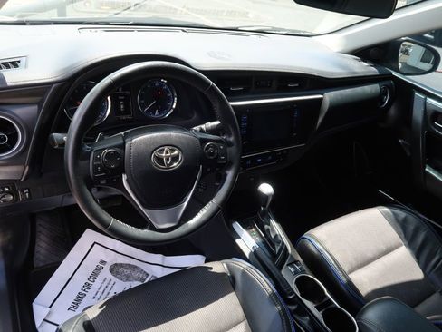 Used 2019 Toyota Corolla SE FWD image 6