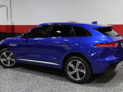 Used 2019 Jaguar F-PACE S image 25