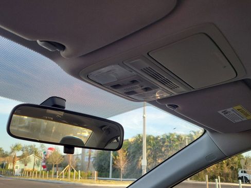 Used 2015 Honda Accord EX image 25