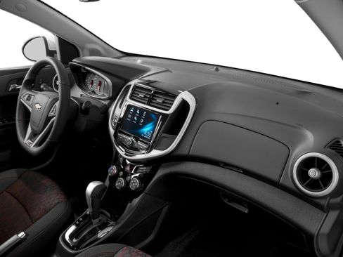 Used 2018 Chevrolet Sonic LT FWD image 13