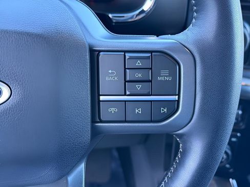 Used 2023 Ford F150 Lariat w/ Max Trailer Tow Package image 17