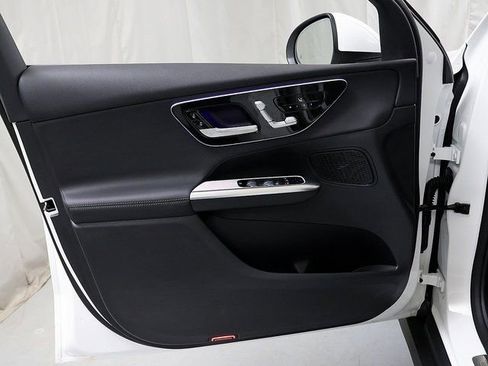 Certified 2026 Mercedes-Benz GLC 300 4MATIC image 23