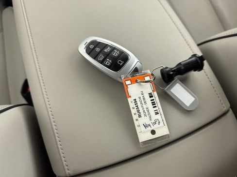 Certified 2024 Hyundai Palisade Calligraphy AWD/4WD image 35