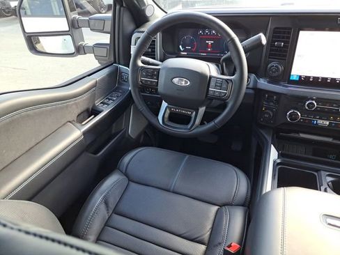 New 2025 Ford F250 Platinum AWD/4WD image 8