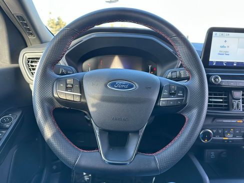 Used 2023 Ford Escape ST-Line image 26