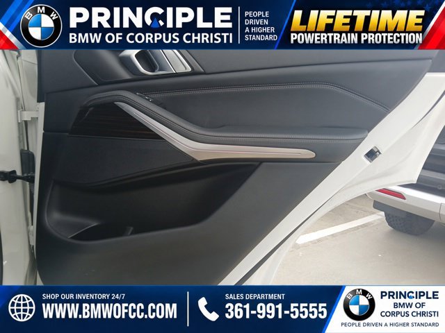Used 2023 BMW X5 sDrive40i w/ M Sport Package RWD image 14