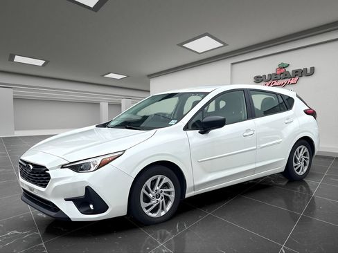 Used 2024 Subaru Impreza 2.0i AWD/4WD image 5
