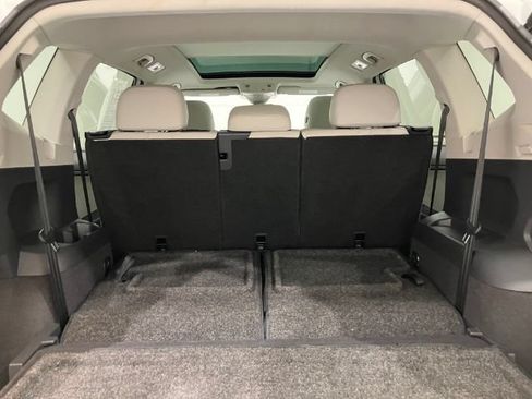 Used 2020 Volkswagen Tiguan SEL w/ 3rd Row Seat Package AWD/4WD image 41