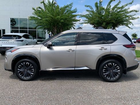 Used 2026 Nissan Rogue Platinum w/ Platinum Premium Package AWD/4WD image 5