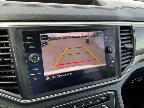 Used 2018 Volkswagen Atlas SE w/ R-Line Package image 23