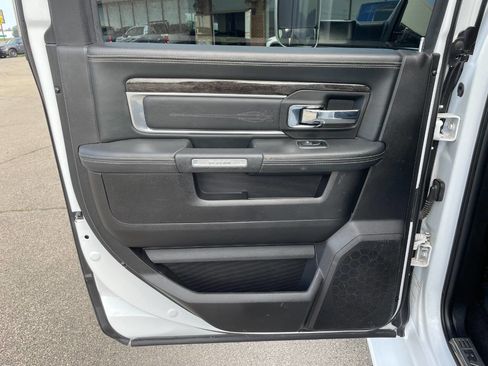 Used 2018 RAM 3500 Laramie Longhorn image 21