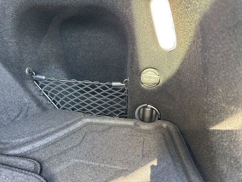 Used 2025 Genesis GV70 2.5T w/ Select Package image 13