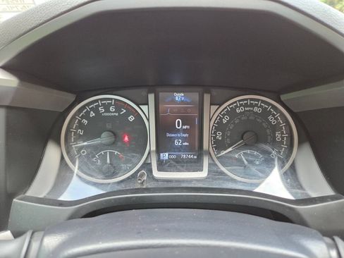 Used 2023 Toyota Tacoma SR5 w/ Technology Package AWD/4WD image 31