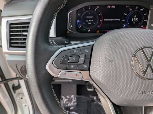 Certified 2023 Volkswagen Atlas SE w/ Panoramic Sunroof Package FWD image 27