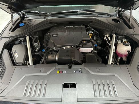 Used 2025 Genesis GV70 2.5T w/ Sport Prestige Package AWD/4WD image 22