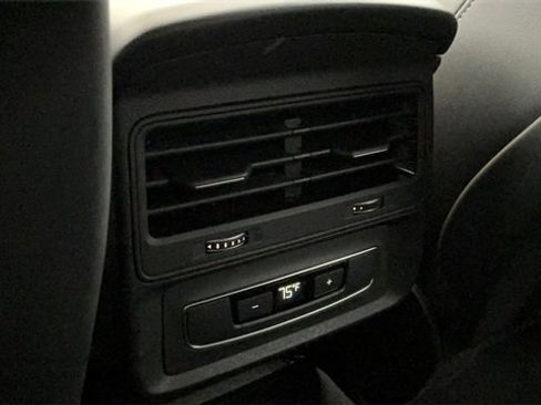 Used 2025 Audi Q7 3.0T Premium Plus image 20