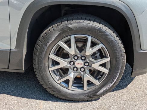 Used 2023 GMC Acadia SLE w/ Driver Convenience Package AWD/4WD image 12