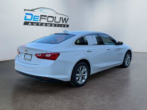 Used 2024 Chevrolet Malibu LT FWD image 3