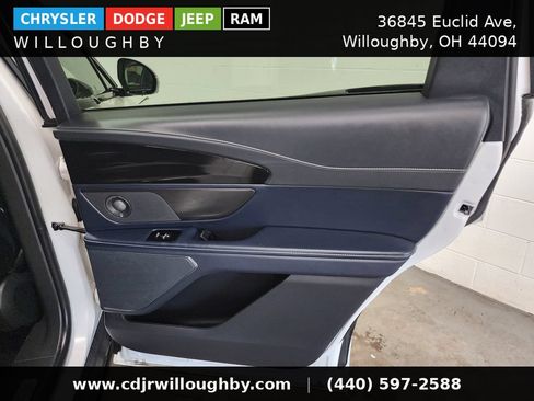 Used 2024 Lincoln Nautilus Reserve w/ Equipment Group 202A AWD/4WD image 34