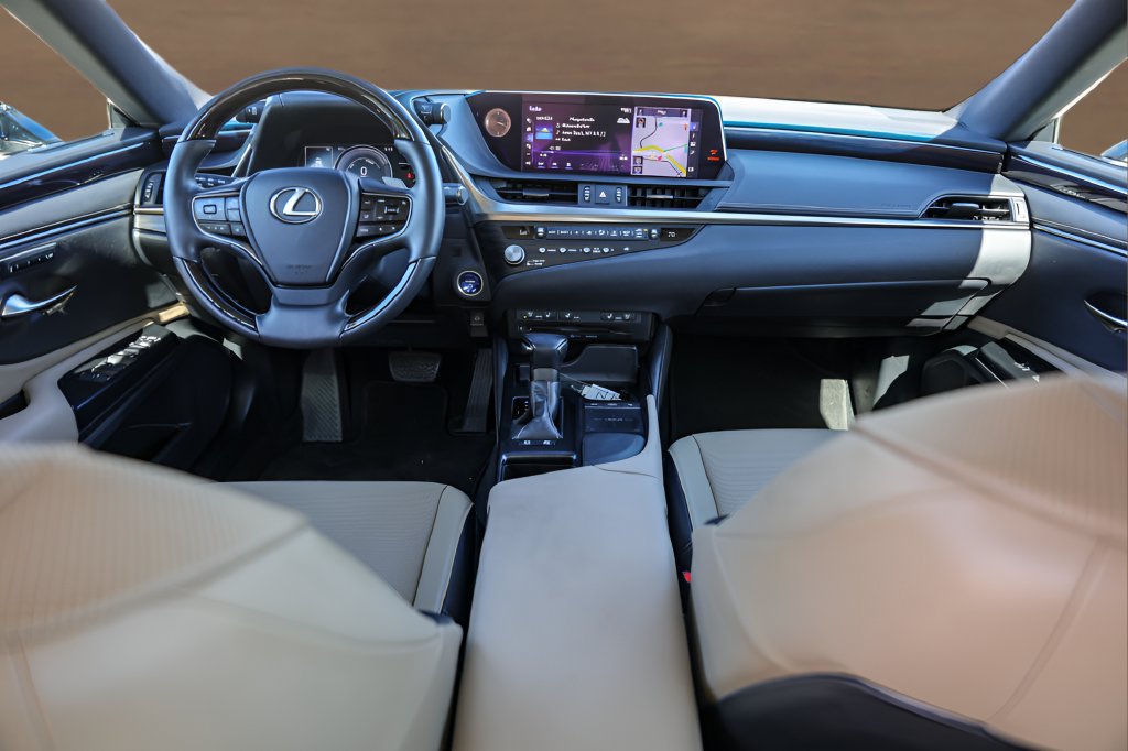 Used 2021 Lexus ES 300h w/ Premium Package FWD image 25