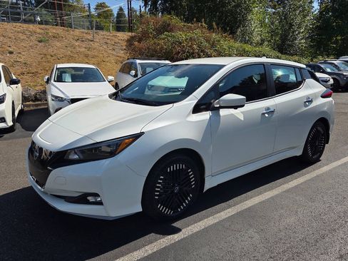 Used 2024 Nissan Leaf SV Plus FWD image 3