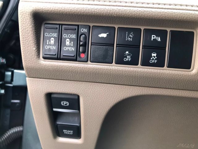 Used 2020 Honda Odyssey Elite image 32
