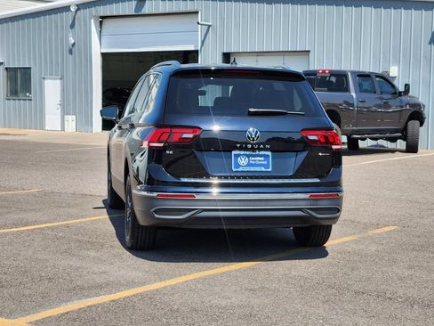Certified 2024 Volkswagen Tiguan SE AWD/4WD image 5