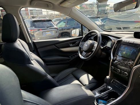 Used 2020 Subaru Ascent Limited w/ Technology Package image 11
