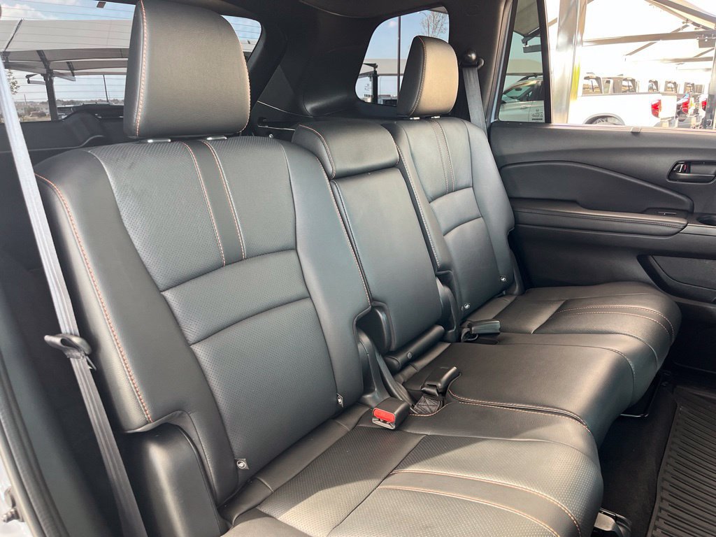 Certified 2022 Honda Passport TrailSport image 31