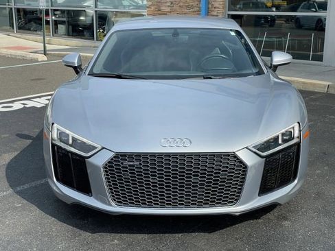 Used 2017 Audi R8 V10 AWD/4WD image 12