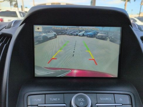 Used 2017 Ford C-MAX Energi SE w/ Equipment Group 401A image 14