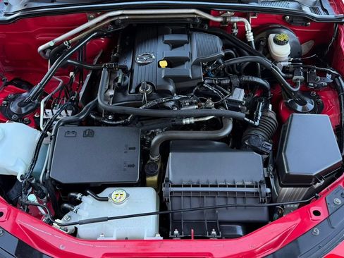 Used 2015 MAZDA MX-5 Miata Club RWD image 19
