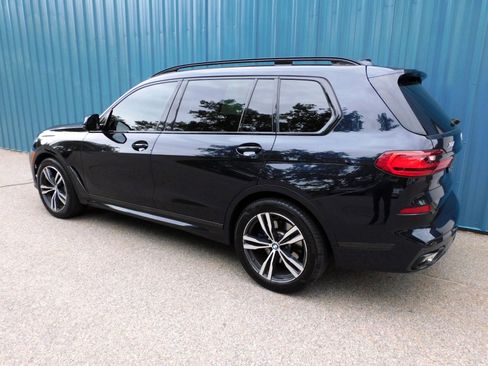 Used 2020 BMW X7 xDrive40i w/ M Sport Package AWD/4WD image 3