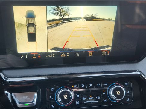 Certified 2024 GMC Sierra 2500 AT4 w/ AT4 Premium Plus Package image 18