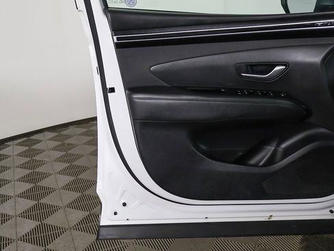 Used 2023 Hyundai Tucson Limited image 21