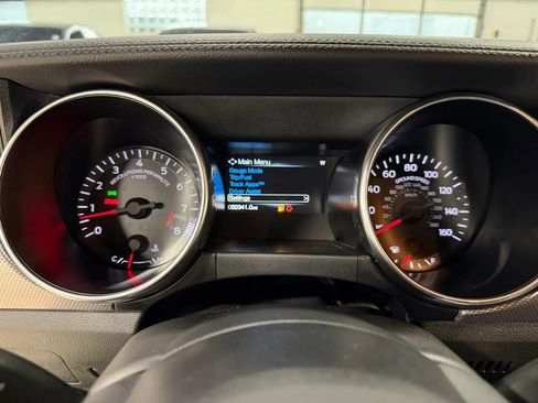 Used 2020 Ford Mustang GT RWD image 17