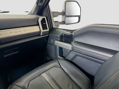 Used 2022 Ford F350 Platinum image 20