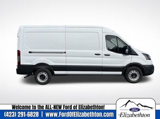 New 2025 Ford Transit 250 148 Medium Roof video 2