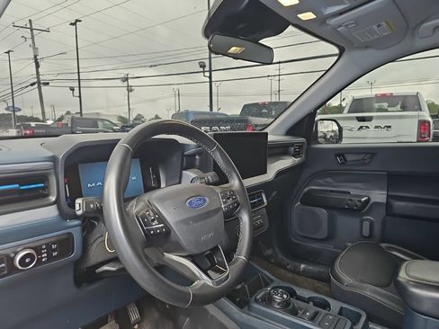 Used 2025 Ford Maverick Lobo AWD/4WD image 9