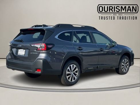 New 2025 Subaru Outback Premium image 4