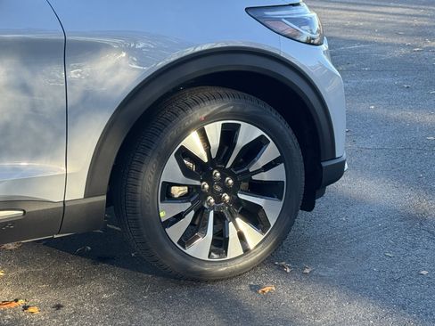 New 2026 Ford Explorer Platinum w/ LUX Leather Package AWD/4WD image 7